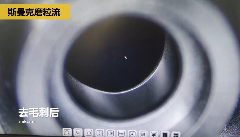 <a href='//www.jacobled.com/www/' target='_blank'><u>内孔去毛刺</u></a>，当然用磨粒流啊！
